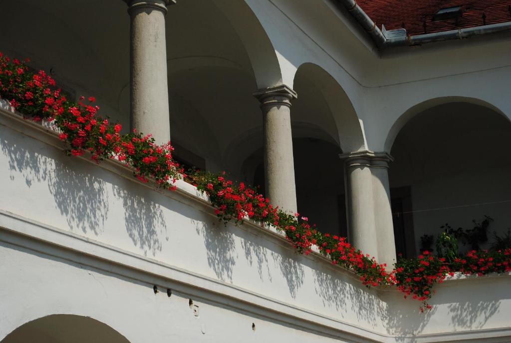 Dobó Téri Apartman Eger Exterior foto